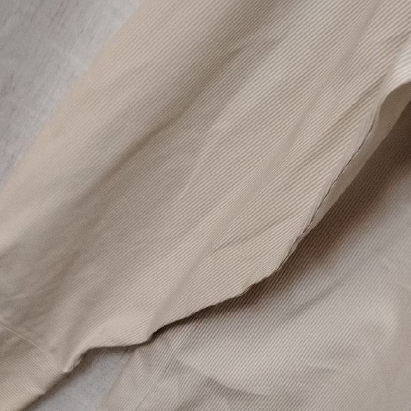 Roundtree & Yorke Tan Casual Button Down Shirt Men's 100 Cotton Striped Button D - Picture 7 of 10